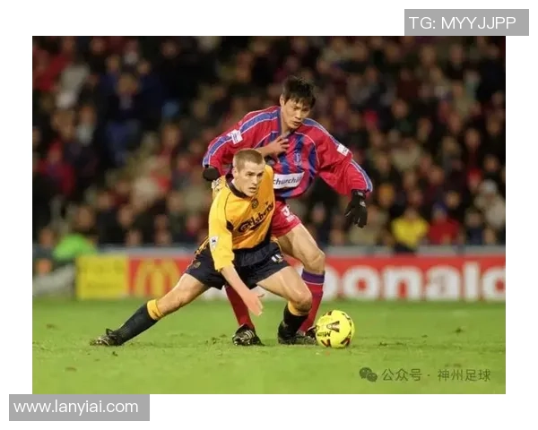 足球明星风采尽显精彩瞬间的照片合集与背后的故事分享 足球明星风采尽显精彩瞬间的照片合集与背后的故事分享